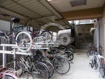 クレアート難波南イービスのその他|クレアート難波南イービス　駐輪場