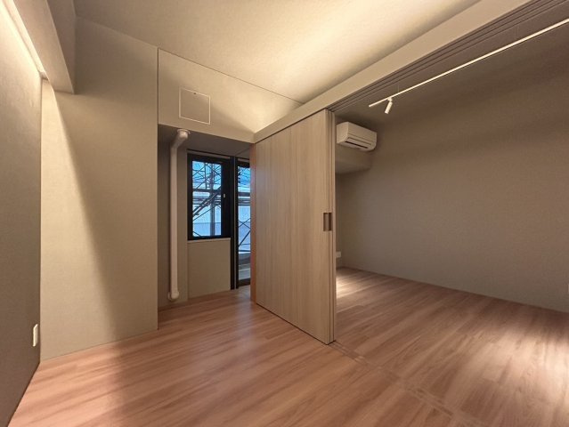 【居間・リビング】zonna神戸磯上通