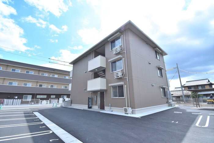 カルテット C棟の外観|建物外観