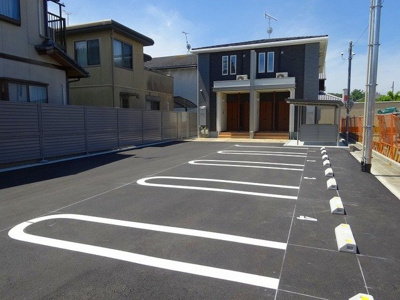 【駐車場】 | リス　ブロン