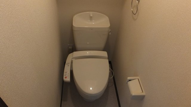 レオネクスト三宮のその他|温水洗浄便座付きトイレ