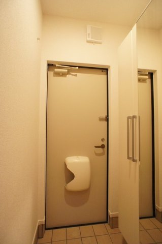 カーサ　アサの玄関