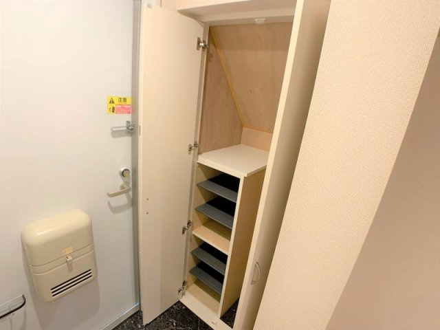 クレイノグレイス上津Ⅲのその他|設備・仕様は号室により異なります。（1Ｆ）反転あり。
