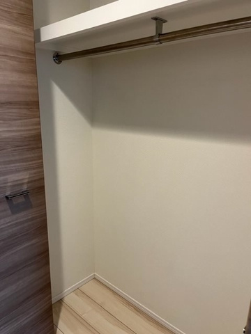 新品家具付きマンション内神田1(KaGood東京)の収納|たっぷりとした収納スペースです