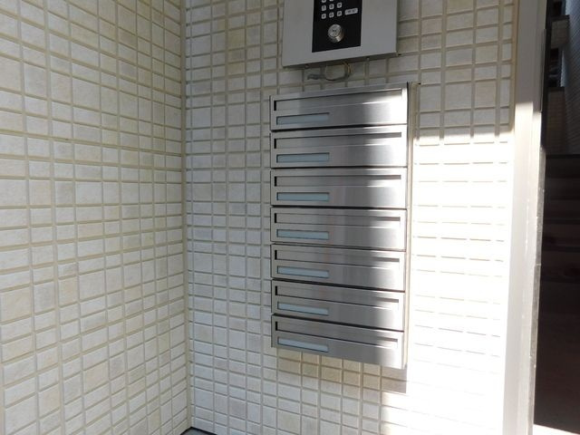 Ｃｈｅｒｉｍ八田ＥＡＳＴのロビー