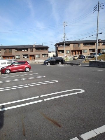 アンジュⅡの駐車場