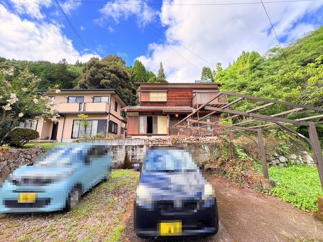 佐伯市本匠大字因尾　ログハウス風　3LDKの外観