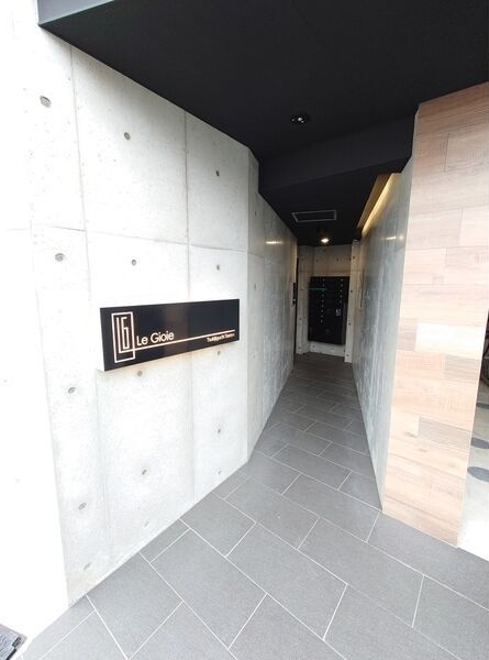 LeGioie築地口駅のエントランス