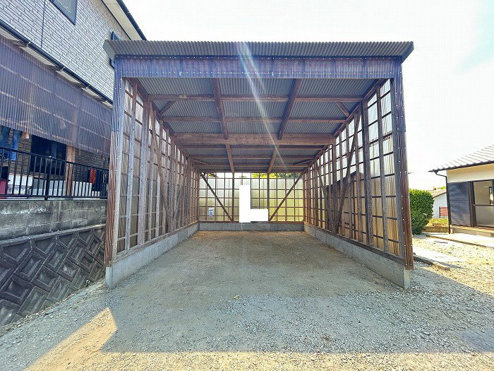 糸島市曽根戸建の駐車場