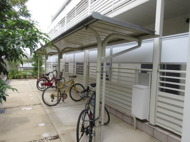 レオネクストホワイトヒルズⅢのその他|駐輪場　原付＆自転車のみ駐輪可能