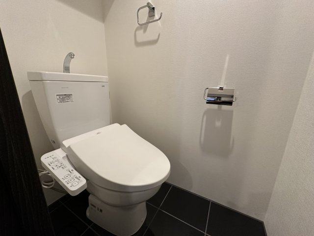 ＧＲＡＮ ＰＡＳＥＯ 自由が丘奥沢のトイレ|ゆったりとした空間のトイレです