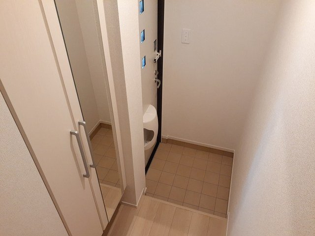 エスポワール城東の玄関