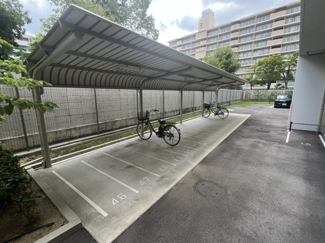 【その他】 | レゾナンス西宮北口 | 駐輪場です