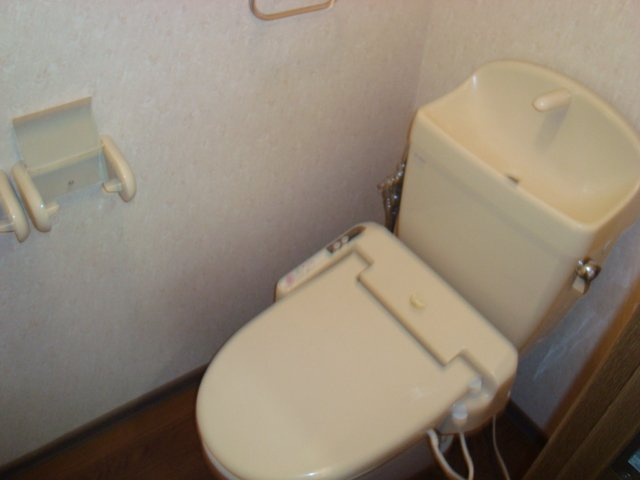 エクセル９のトイレ|シャワー付トイレ