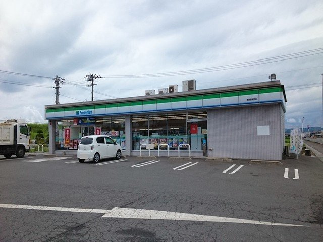フラン　アンジュⅡの周辺|ファミリーマート倉敷鶴新田店まで500m