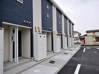 レオネクストスカイハイツⅡの玄関