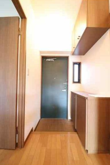 エル・モビックの玄関|他部屋参考写真