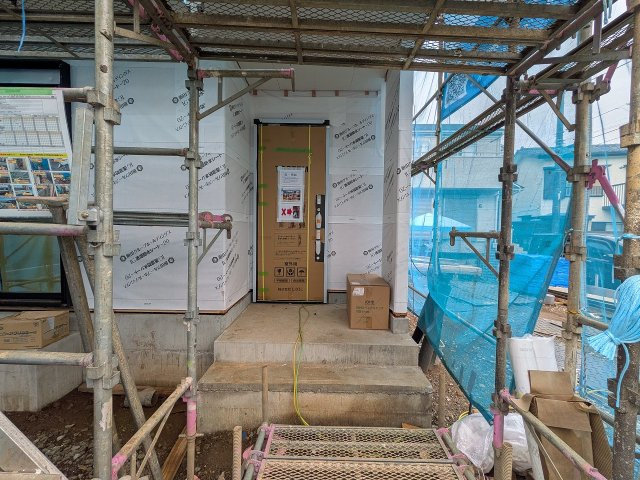 八王子市　館町　新築一戸建て　５期の玄関|～玄関は安心のWロックキーを採用～