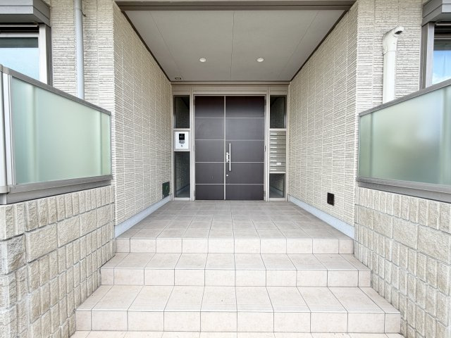 CLIFTON COURTのエントランス