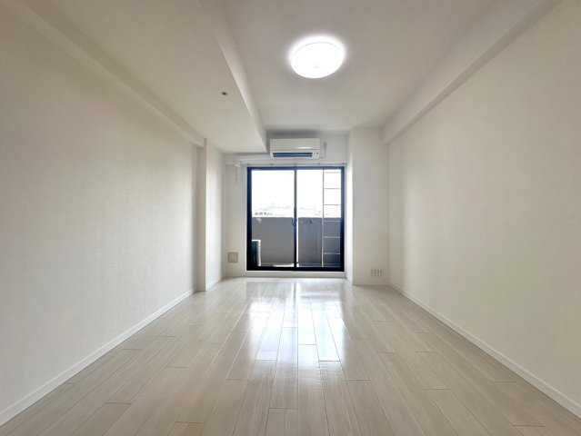 【居間・リビング】S-RESIDENCE神戸磯上通