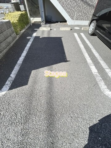 プレ・アビタシオン春日部Ⅲの駐車場