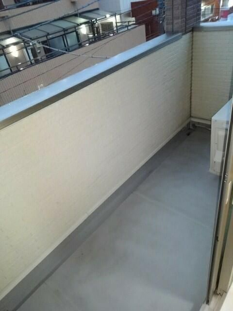 プレゼント　ミューズのバルコニー