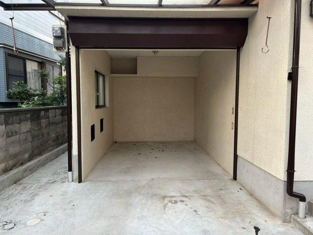 宿原貸家の駐車場