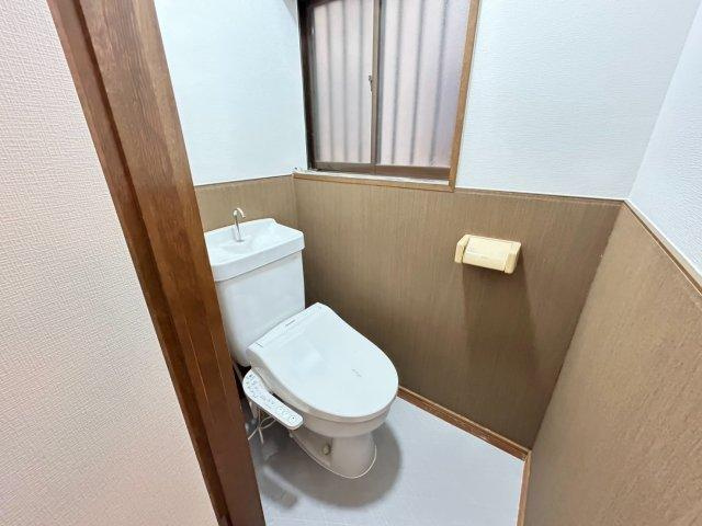 宿原貸家のトイレ