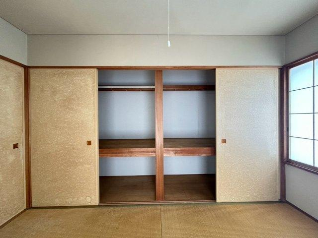 志染町青山5丁目戸建の収納