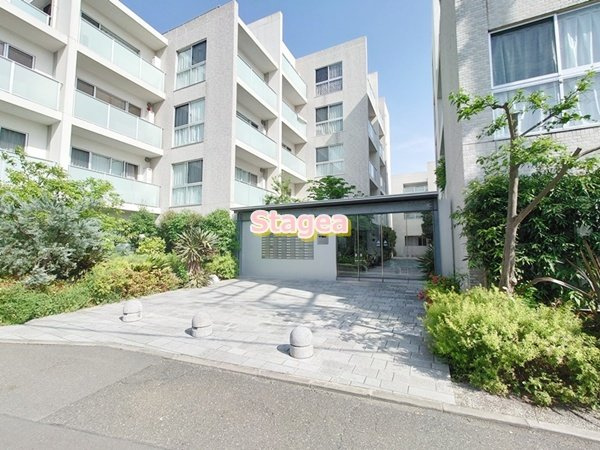 グランガーデンⅢのエントランス