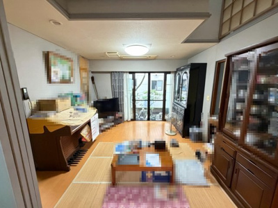 【居間・リビング】 | 伊勢崎市大正寺町 サウナ付き　3LDK