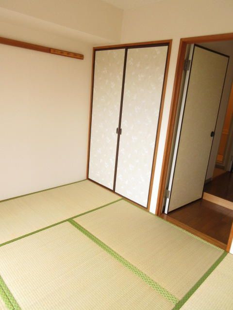 サンマリノ本牧の和室