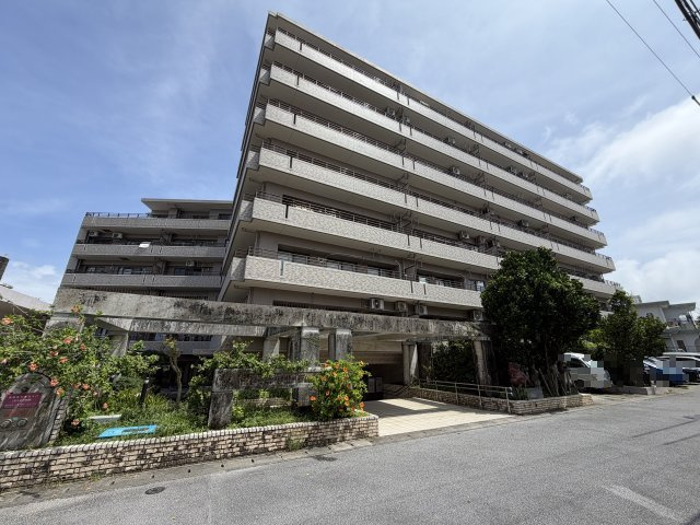 ライオンズヒルズ具志