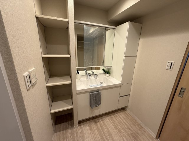 ライオンズヒルズ具志の洗面所