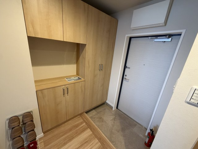 ライオンズヒルズ具志の玄関