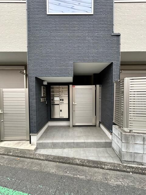 ブライト髙野のエントランス