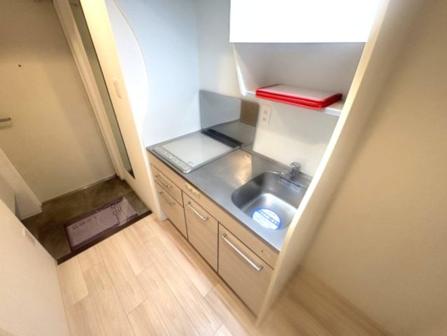セレニテ神戸元町クレアのキッチン