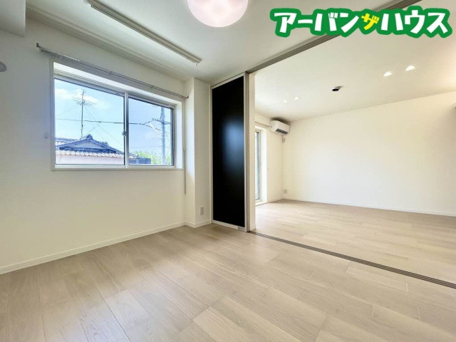 リヴィエール津島の居間・リビング