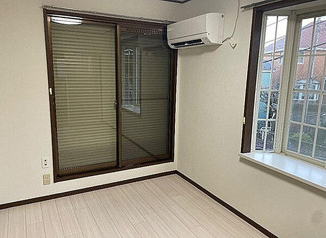 コスタル杉田の内装