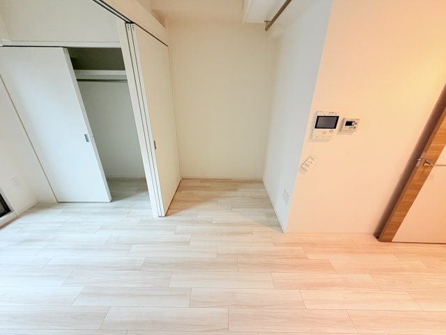 セレニテ神戸元町クレアの居間・リビング