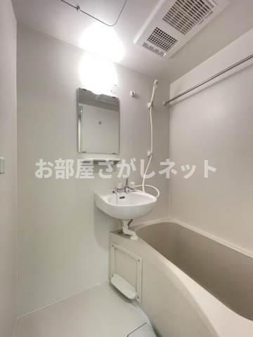 バーミープレイス西新宿【おとり物件なし】の浴室