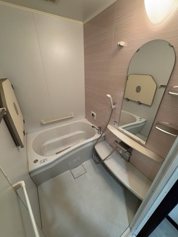 LUXE 真法院の浴室