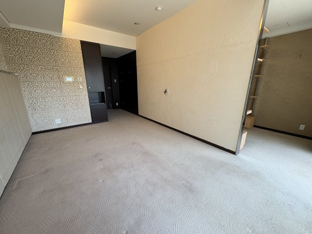 LUXE 真法院の居間・リビング