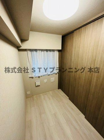 仲介手数料0！！デュオフラッツ栄の洋室