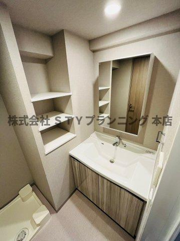 仲介手数料0！！デュオフラッツ栄の洗面所