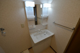 独立洗面化粧台付きでおすすめです！