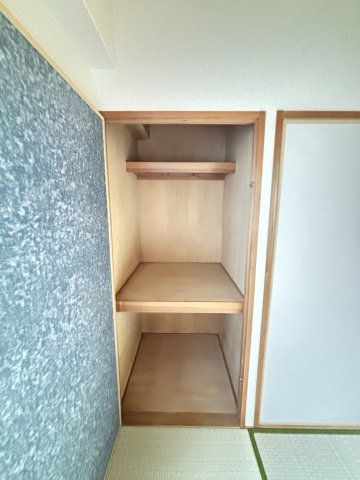 ヒロネン塚口の収納