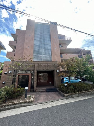 ヒロネン塚口の外観|外観は落ち着いています