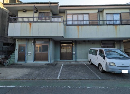 厚木市旭町１丁目の倉庫