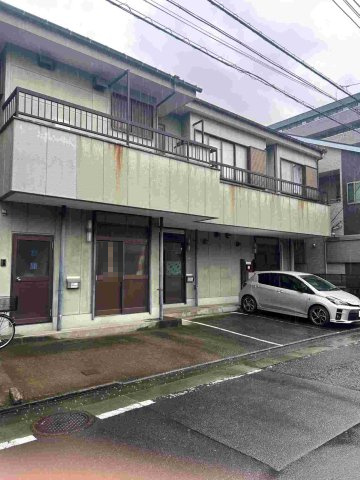 厚木市旭町１丁目の倉庫